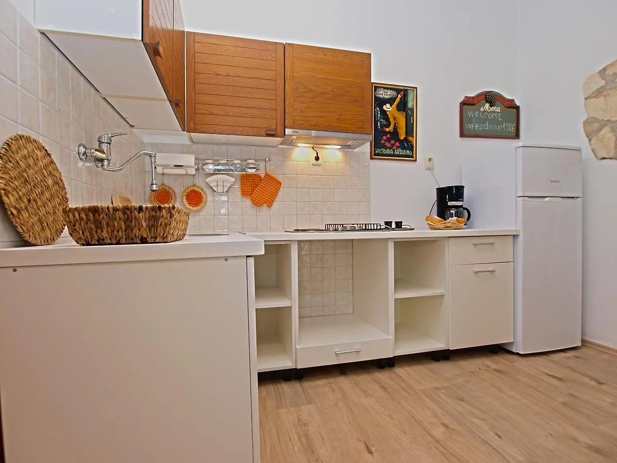 Apartment Igor 1364 Pula 0*,  Croatia
